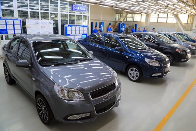 В январе выпуск автомобилей UzAuto Motors снизился в четыре раза