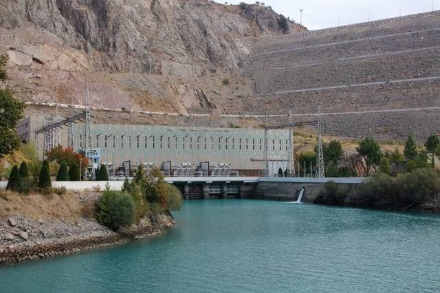 Узбекистан обзаведётся 11 новыми ГЭС 