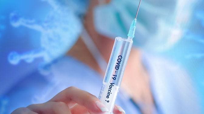 Китайско-узбекскую вакцину назвали эффективней против британского и южноафриканского штаммов Covid-19