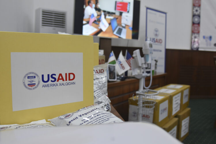 USAID предоставило оборудование Сырдарьинским медучреждениям