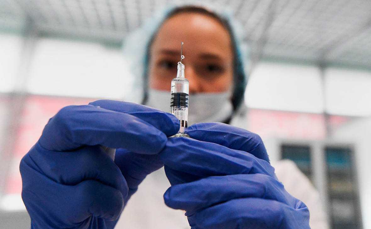 Более 600 тысяч жителей одного из городов Узбекистана получат бесплатную вакцину против коронавируса