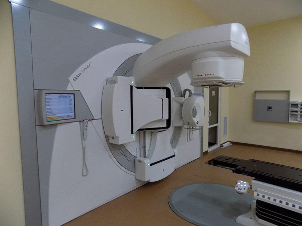 Медицинский центр онкологии и радиологии объяснился за длительно неработающий аппарат лучевой терапии: он единственный для лечения опухолей мозга в республике