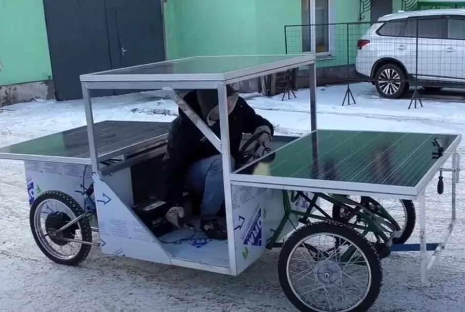 Россиянин захотел доехать до Китая на своем собственном «солнцемобиле»