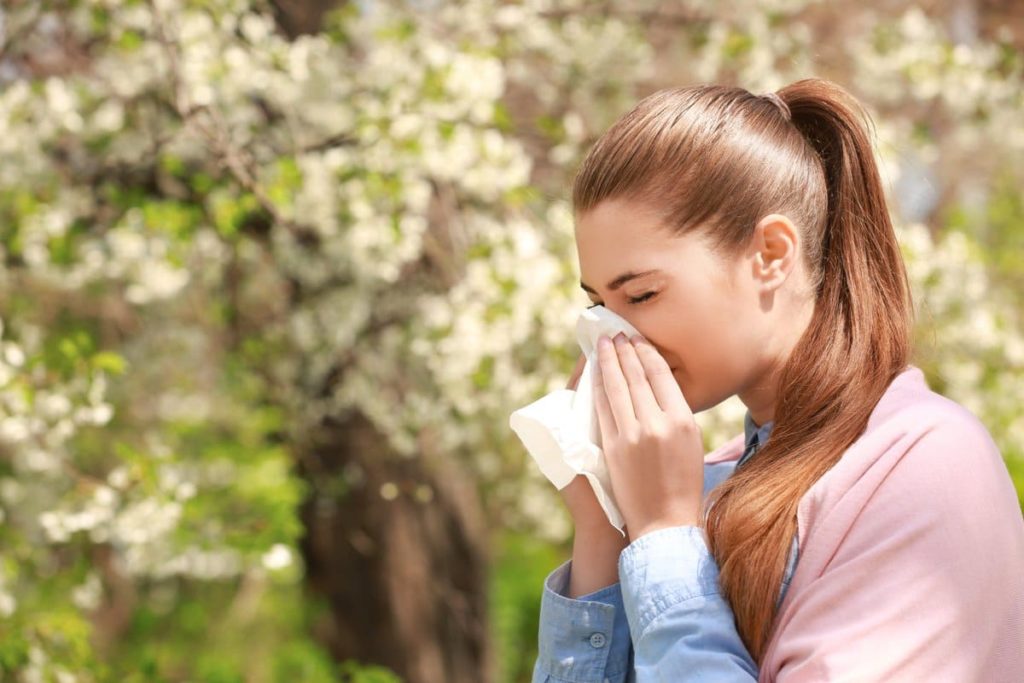 Пять способов отличить аллергию от простуды