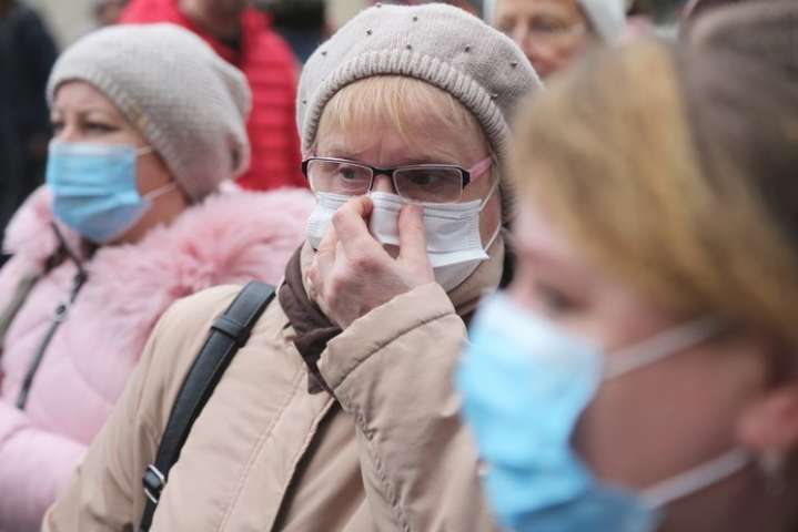 Замминистра здравоохранения назвал возраст, в котором узбекистанцы чаще заражаются коронавирусом