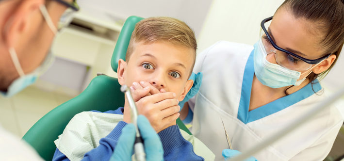 Узбекский стоматолог рассказал, о чем может говорить короткая уздечка у ребенка