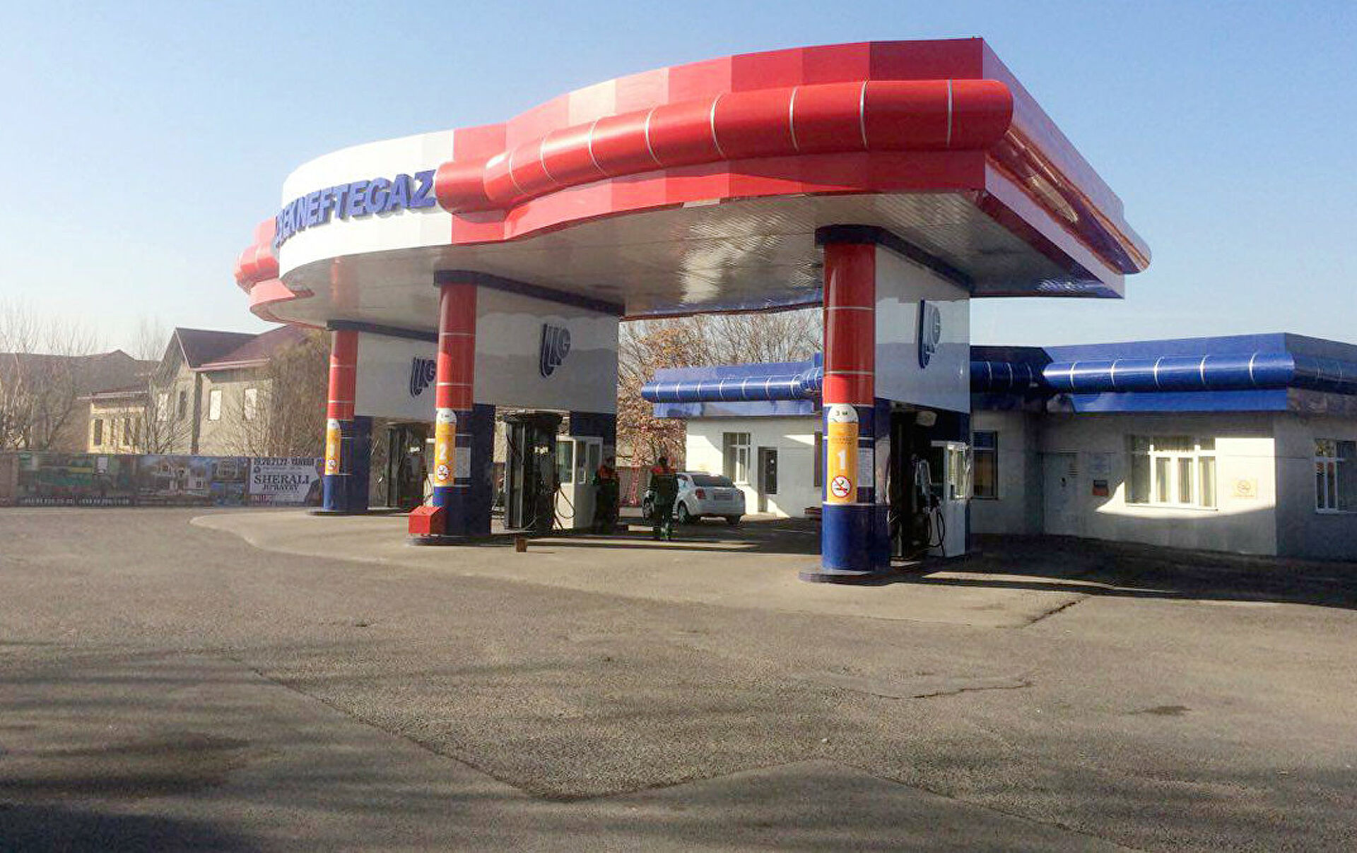 На заправках Узбекистана некачественный бензин оказался иностранным