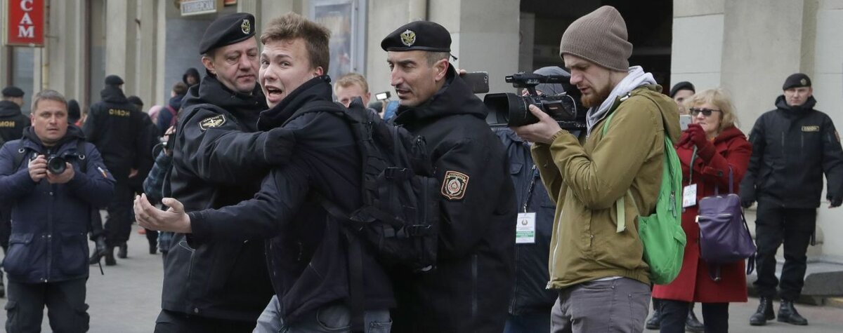 Байден назвал задержание белорусского журналиста Романа Протасевича «позорной атакой на политическое инакомыслие и свободу прессы»