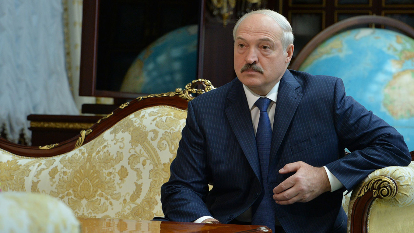 Александр Лукашенко подписал закон, ужесточающий наказание за проведение несогласованных митингов в Беларуси