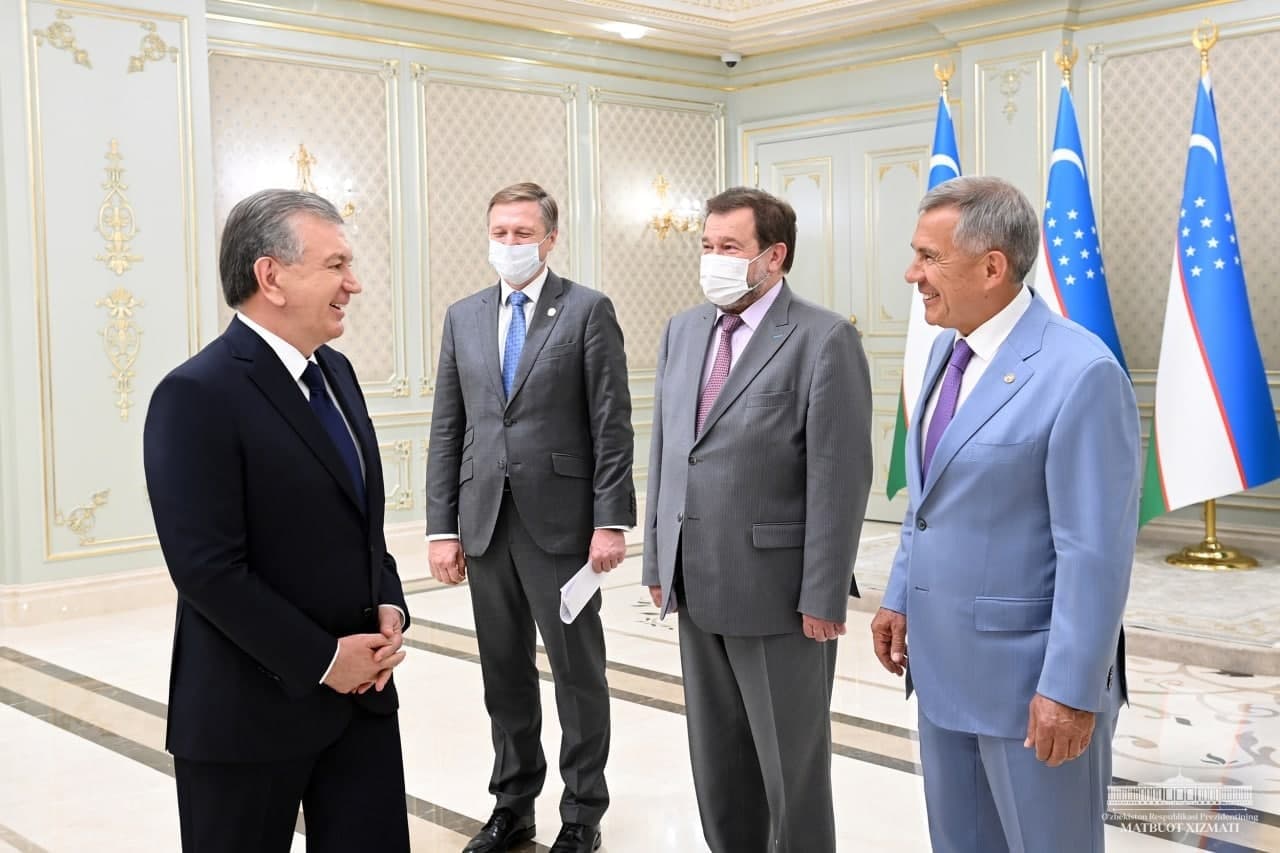Шавкат Мирзиёев встретился с президентом Татарстана: стороны обсудили создание совместного индустриального парка