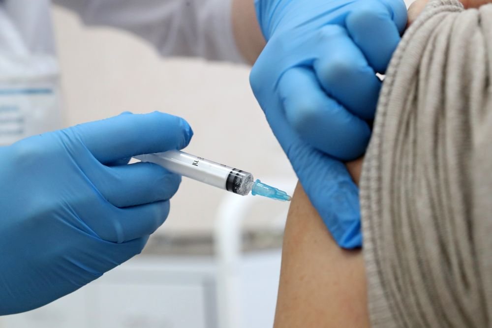 В Узбекистане расширилась группа вакцинируемых от коронавируса