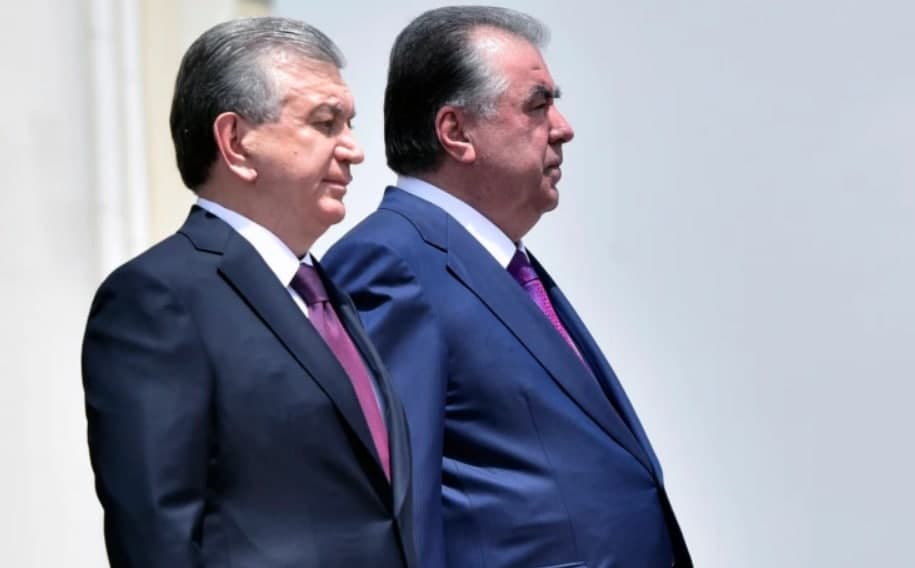 Шавкат Мирзиёев и Эмомали Рахмон провели телефонный разговор: президенты обеспокоены ситуацией в Афганистане