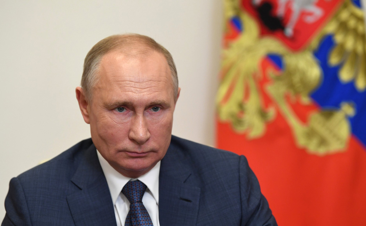 Путин привился вакциной «Спутник V»