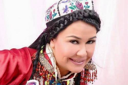 Узбекская певица Хосила Рахимова выступила на свадьбе у люли - видео