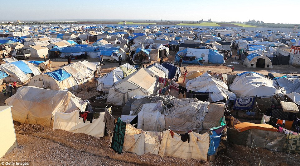 В Термезе опровергли сообщения о возведении палаток для беженцев