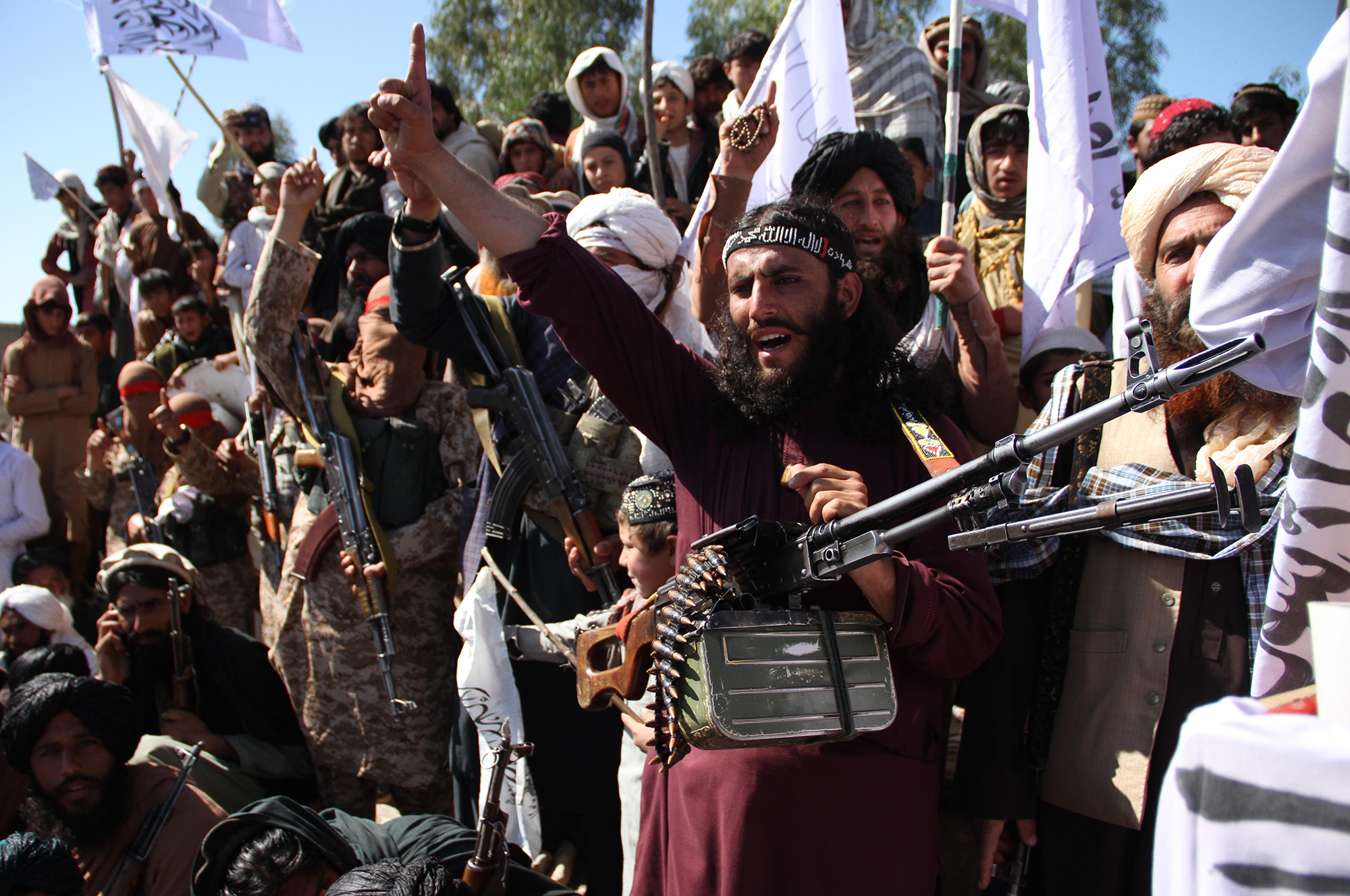 Талибы заявили, что время президента Афганистана истекло