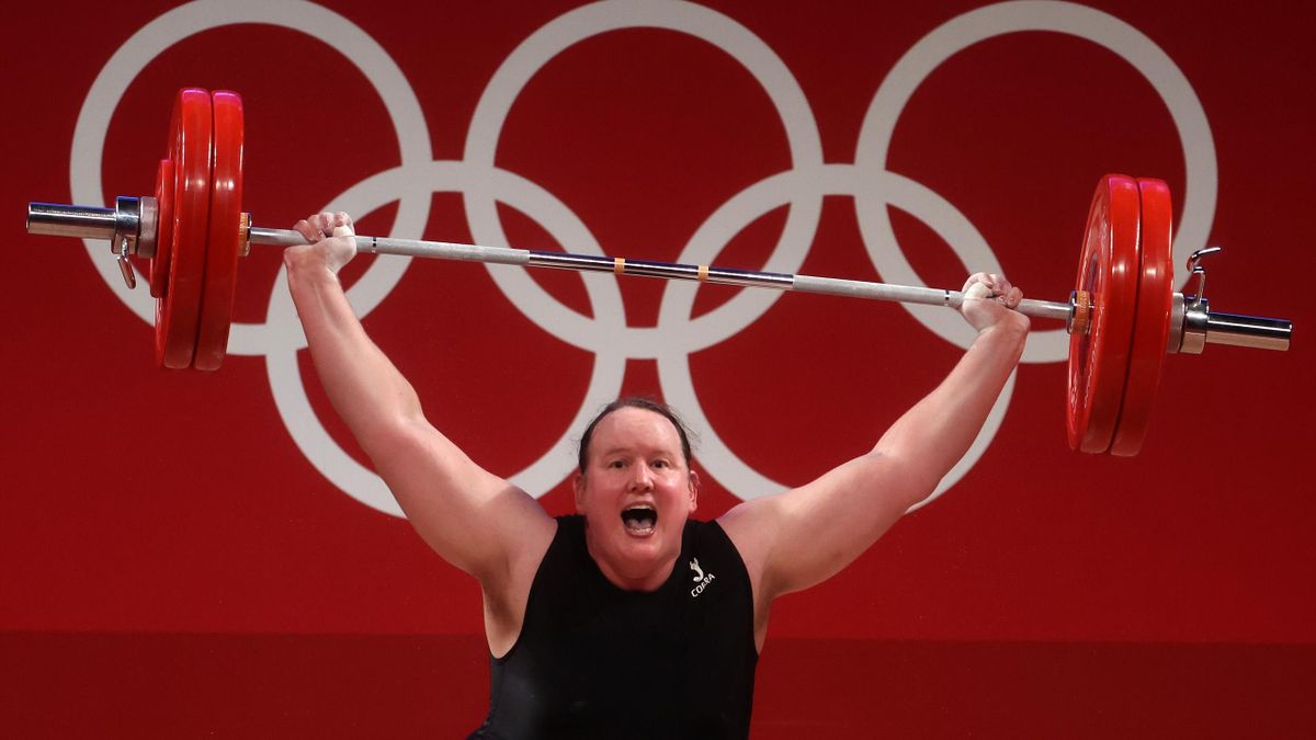 Трансгендерная штангистка Лорел разъяснила провал на Олимпиаде