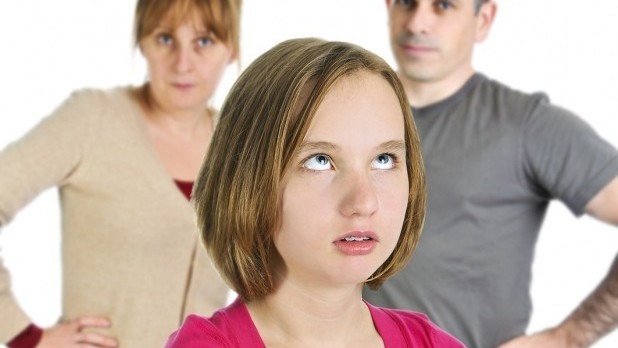 Отцы и дети: 6 фраз, которые раздражают подростков