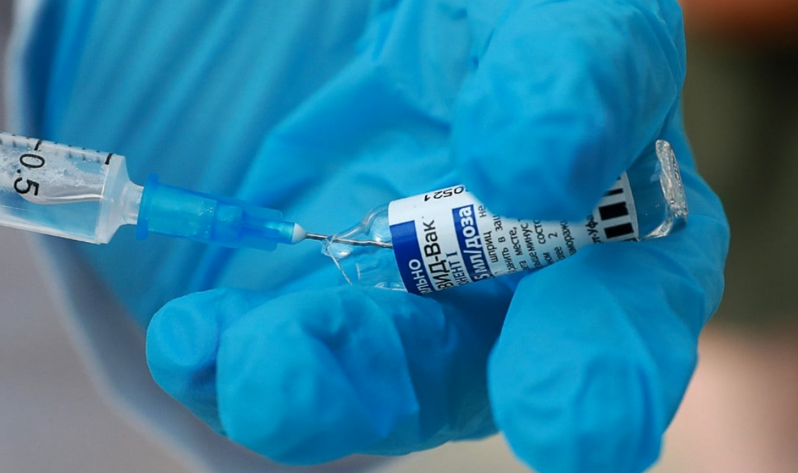 Год назад был зарегистрирован «Спутник V» — подробнее о первой в мире вакцине от коронавируса