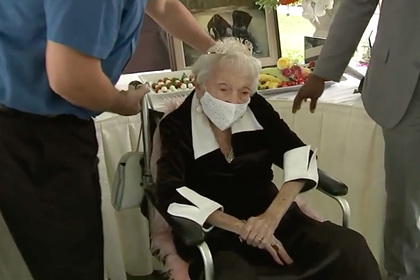 110-летняя жительница США назвала свое долголетие везением