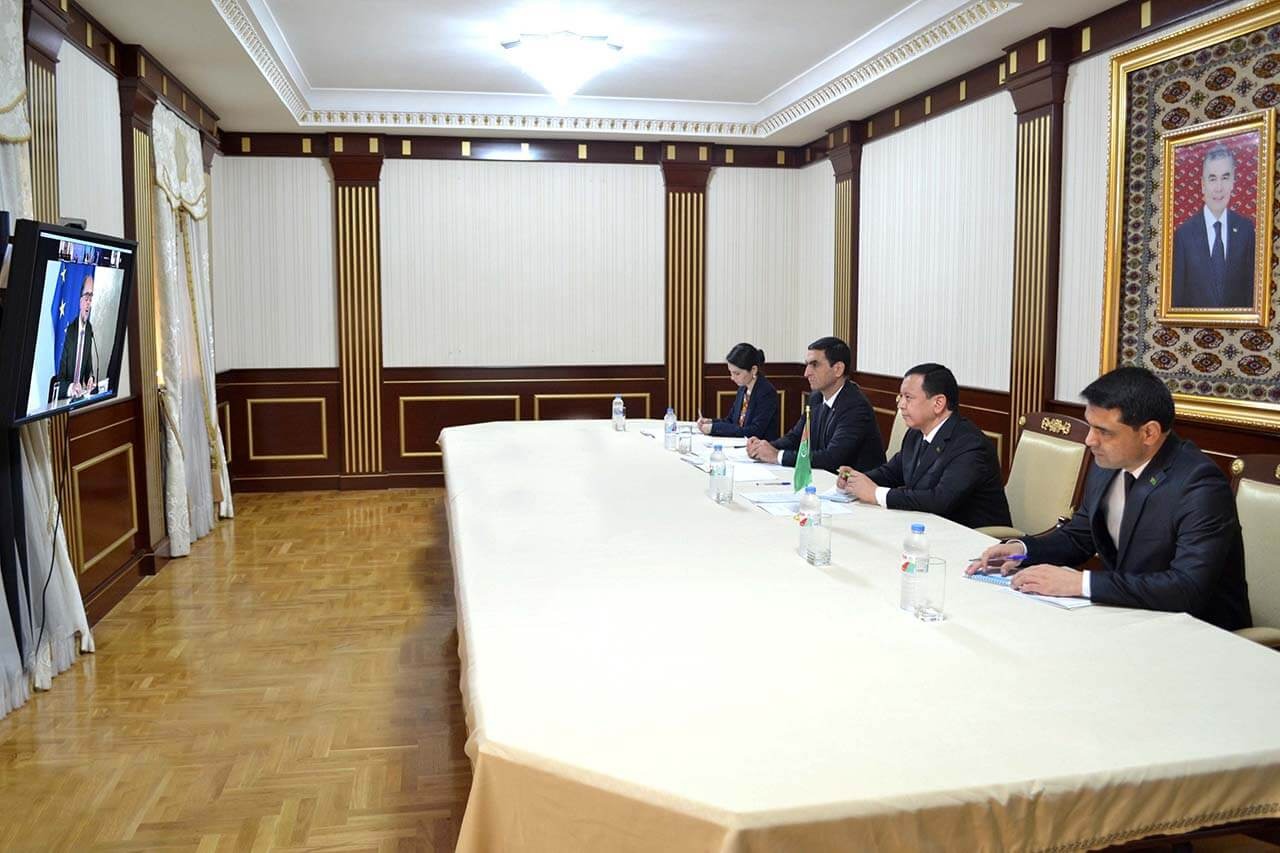 Представители ЕС и МИД Туркменистана, Узбекистана и Таджикистана обсудили проблему афганских беженцев