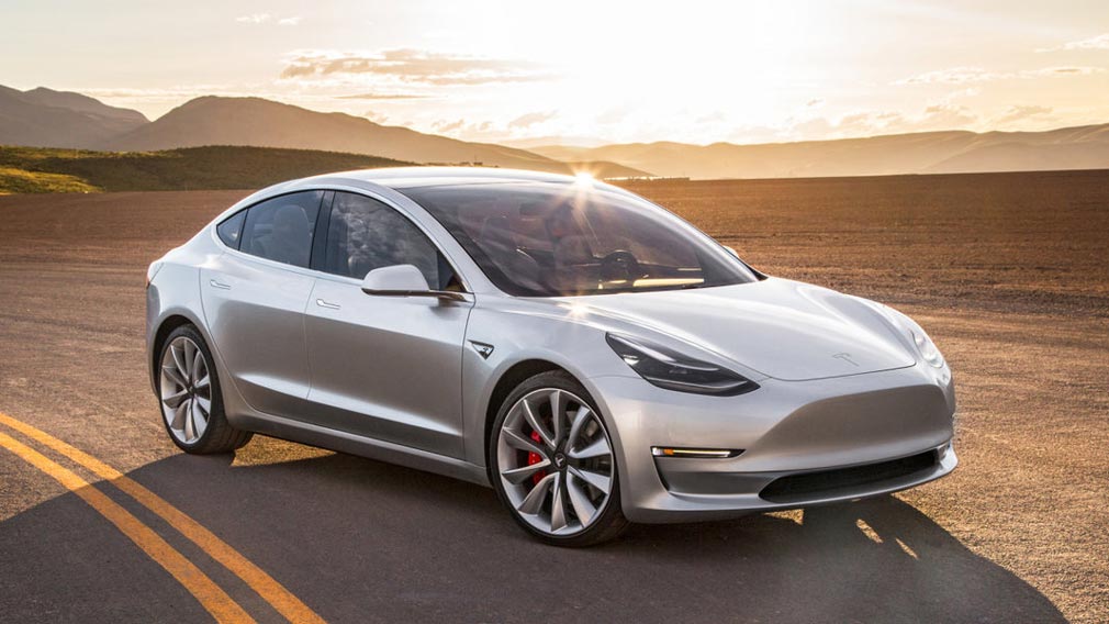 Как будет выглядеть самый дешевый электрокар Tesla? 