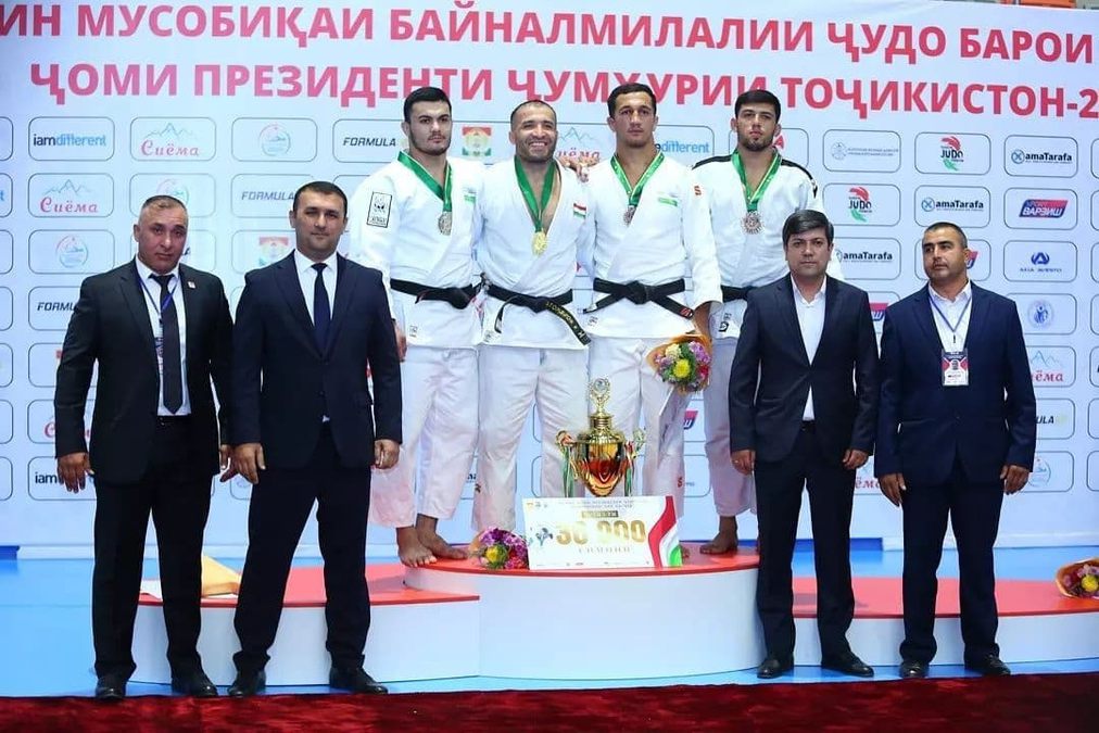 Дзюдоисты из Узбекистана завоевали 5 медалей на Кубке Президента Таджикистана