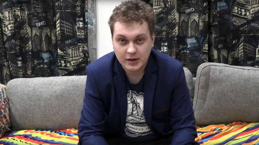 Российскому блогеру Хованскому продлили арест за песню про теракт на Дубровке