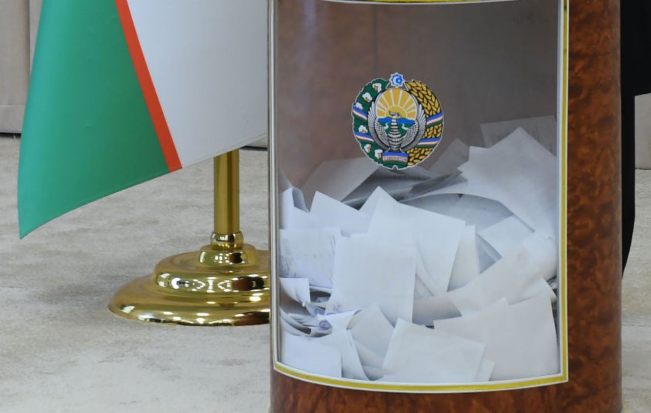 Президентские выборы в Узбекистане официально состоялись: явка за 3 часа превысила 33% избирателей