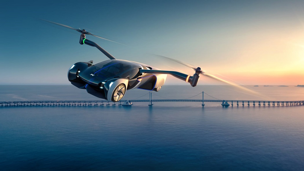 Xpeng показала электромобиль, который умеет ездить по дорогам и летать