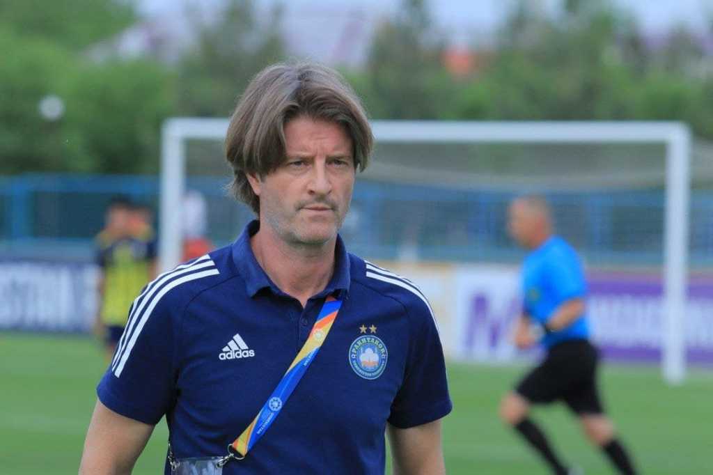 Голландский тренер «Пахтакора» о футбольных полях в Узбекистане: «В Нидерландах на такое поле не выпустят даже собаку погулять»