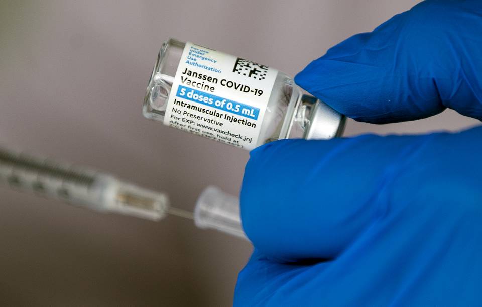  За вчерашний день в Узбекистане ввели более 200 тысяч доз вакцины против коронавируса — статистика