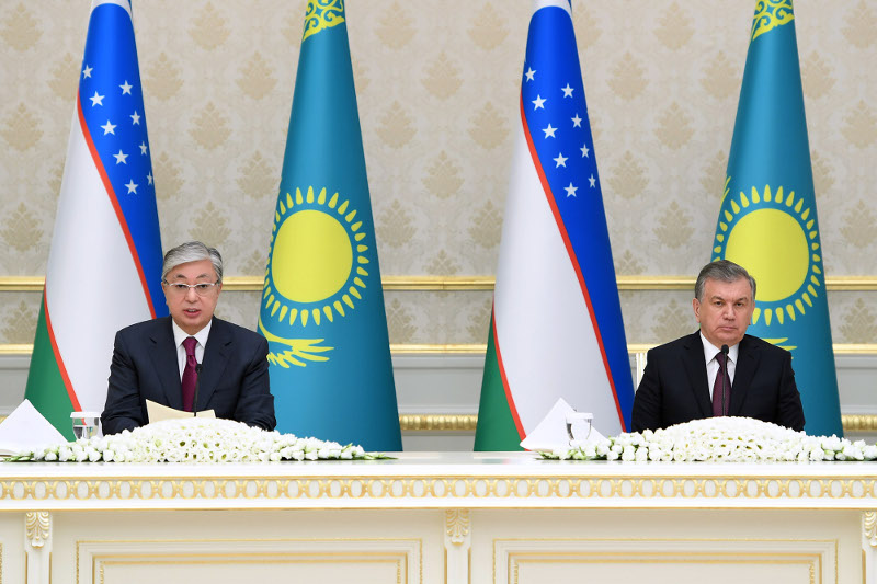 Токаев сообщил о подписании декларации о союзнических отношениях с Узбекистаном