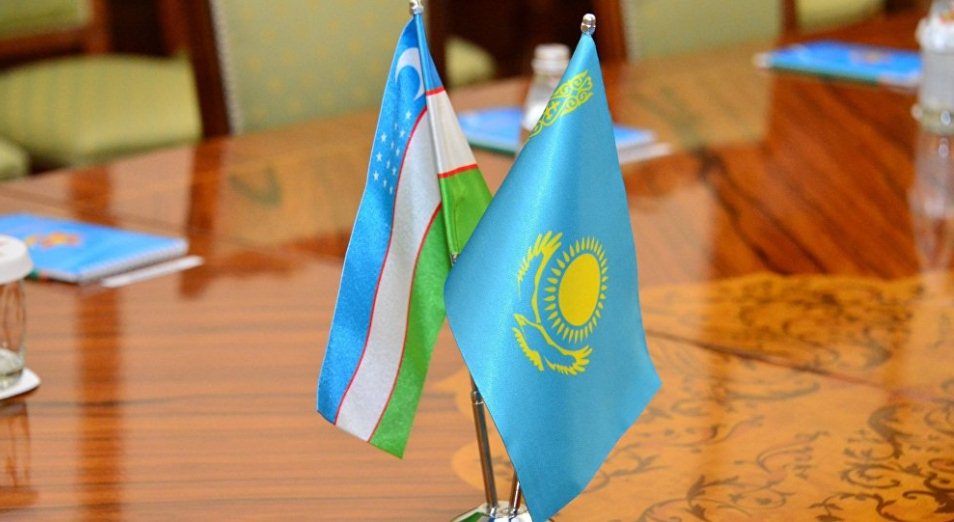 Обнародован список документов, которые подписали президенты Узбекистана и Казахстана 