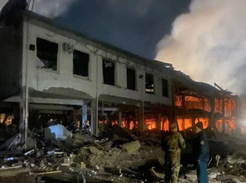 В Сурхандарьинской области произошел взрыв в торговом комплексе: есть пострадавшие