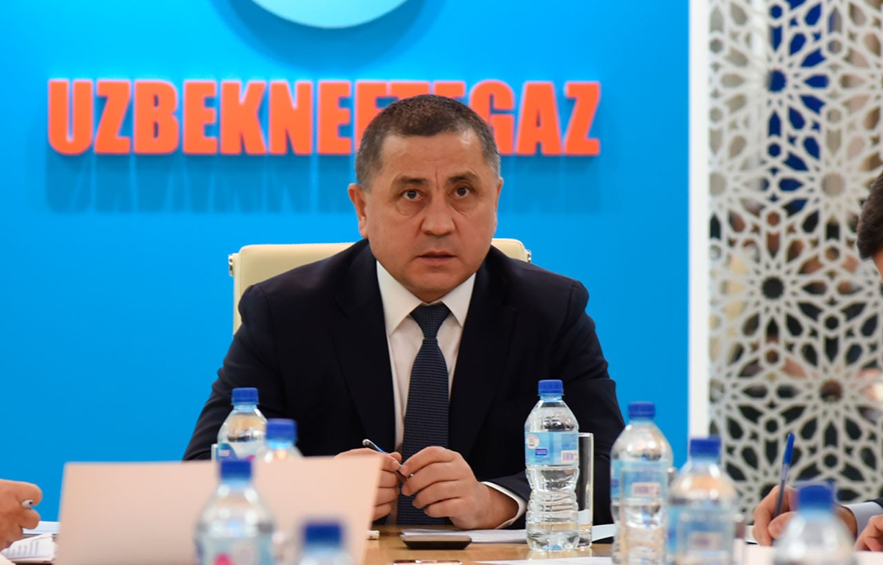 «Узбекнефтегаз»: под руководством Председателя Правления проведено критическое совещание по деятельности нефтебаз и обеспечению населения нефтепродуктами