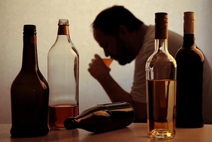Ученые выяснили, лекарство от алкоголизма может использоваться в борьбе с коронавирусом