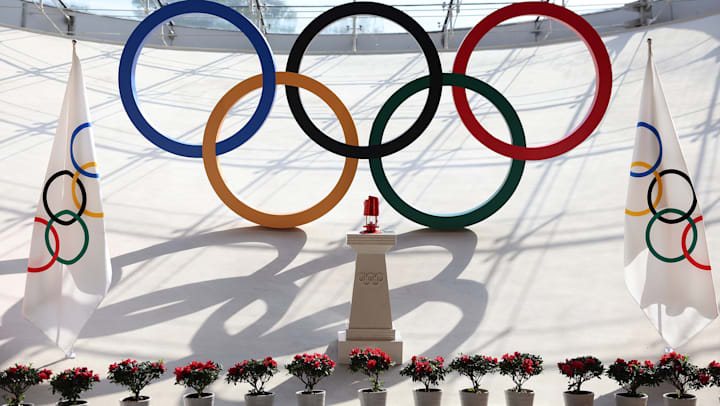 Премьер Японии рассказал о планах по поводу посещения Олимпиады в Пекине