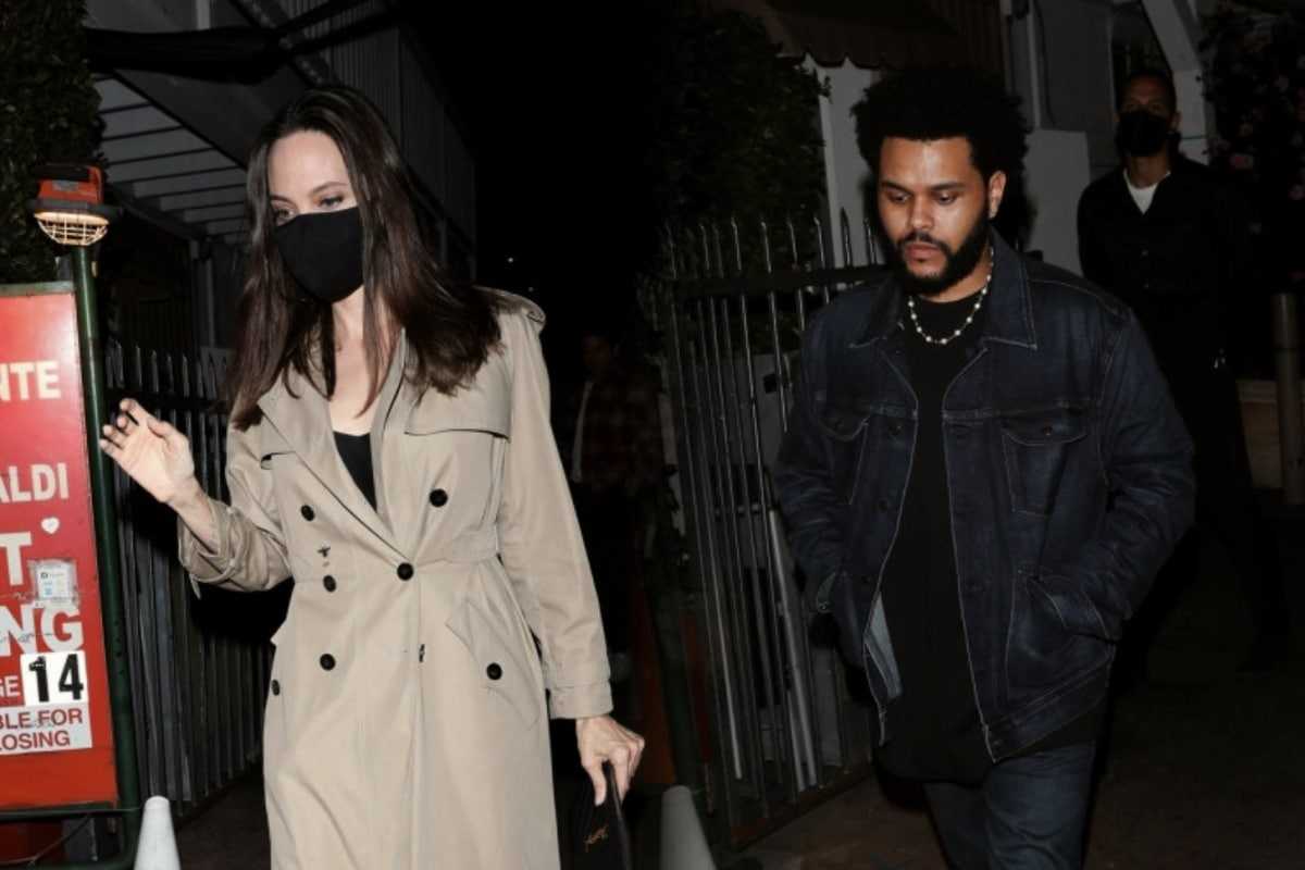 Детям Анджелины Джоли стыдно за ее отношения с The Weeknd, узнайте в чем же дело