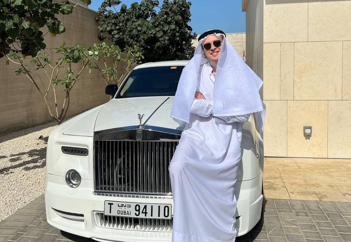 «Теперь можно иметь много жен»: Егор Крид получил резидентскую визу в ОАЭ – фото
