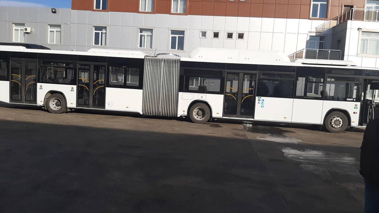В Ташкенте запустят 18-метровые «автобусы-гармошки»