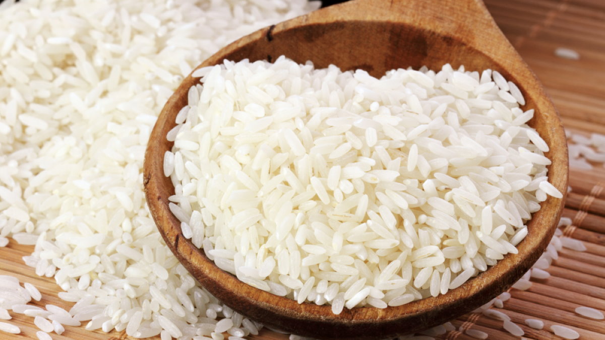 Диетолог рассказала, кому не советуется есть белый рис