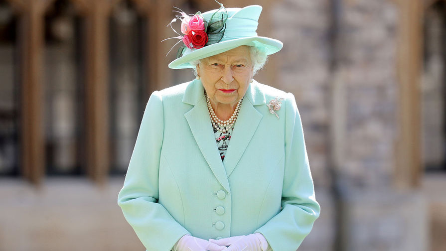 Королева Елизавета II выздоровела после «короны» — слухи о ее смерти не подтвердились