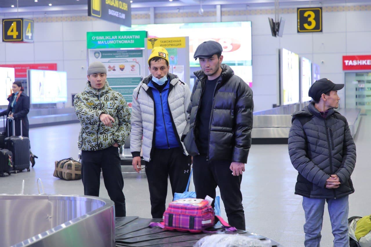 Из Украины вывезли свыше 4,3 тысячи узбекистанцев