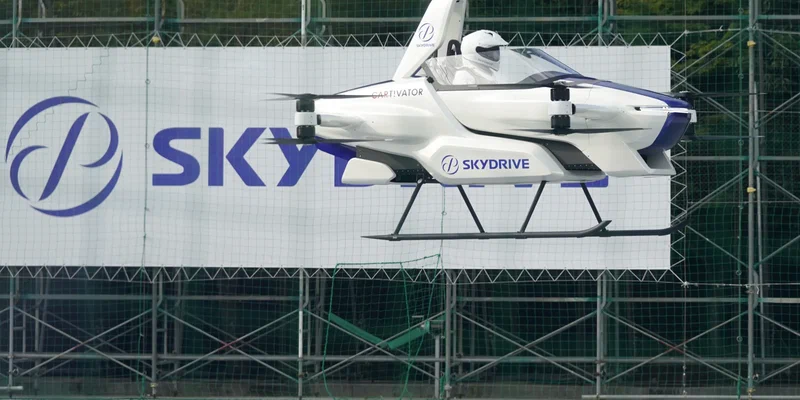 Suzuki начинает работу над летающими машинами 