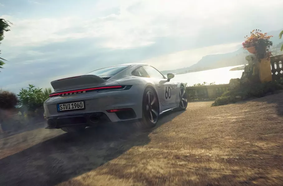Porsche презентовал новый 911 Sport Classic