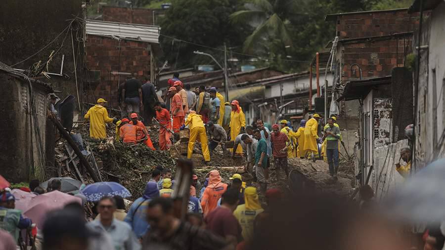 В Бразилии из-за ливней скончались более 30 человек