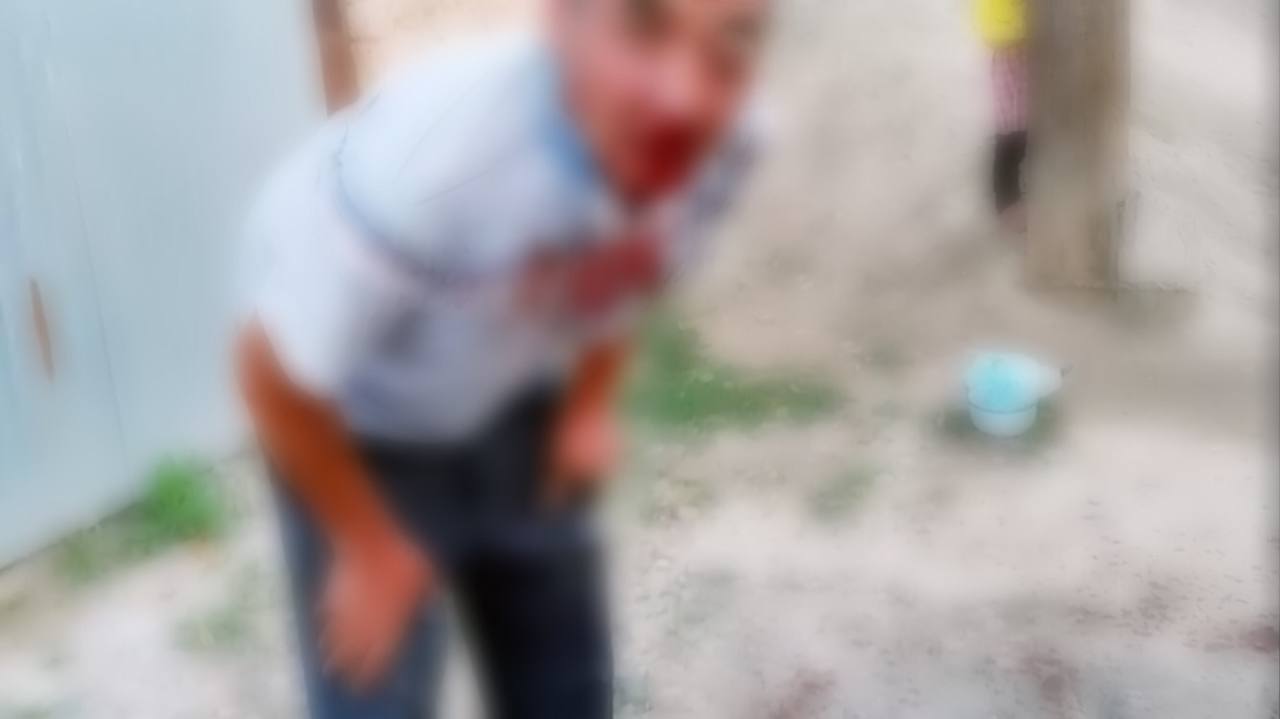 В Андижане должник избил сотрудника водоснабжения — видео