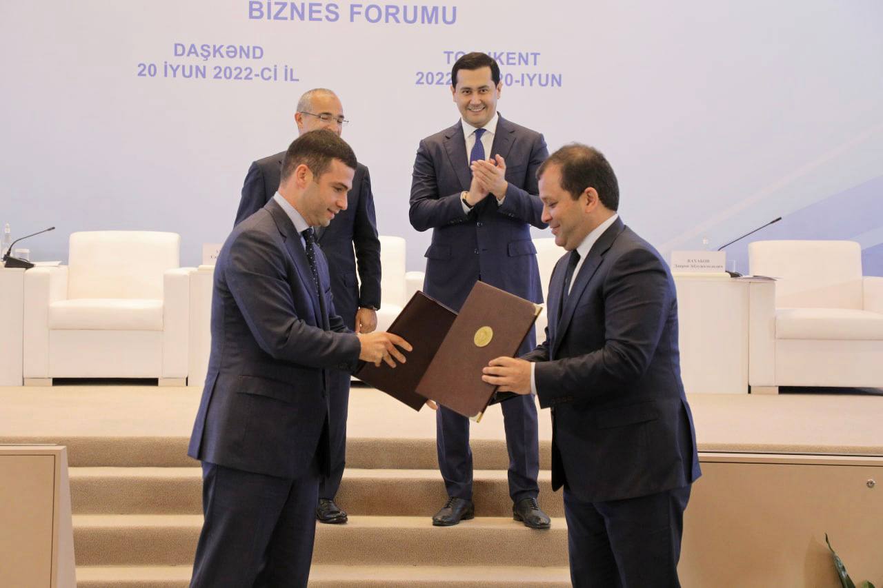 Узбекистан и Азербайджан подписали документы на более чем $500 млн