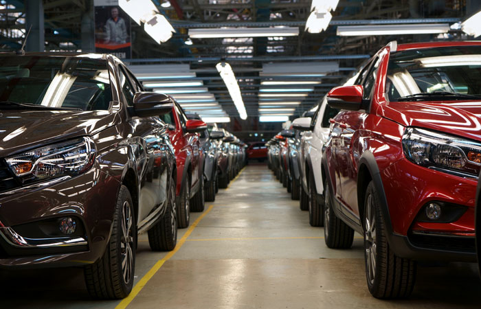 «Тойота» сократила план производства на 50 тысяч автомобилей